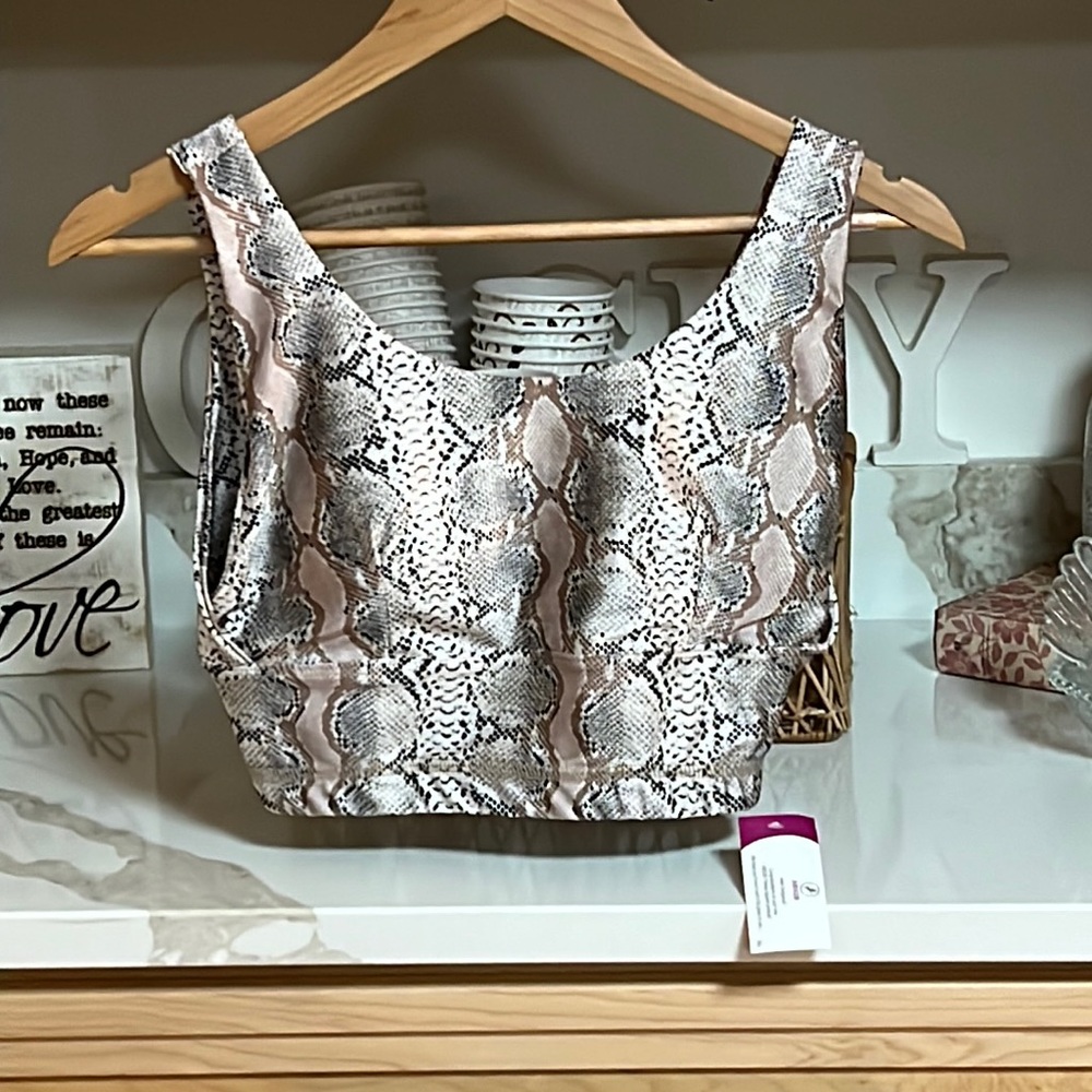 Abs2b Fitness animal print sports bra; NWT; medium